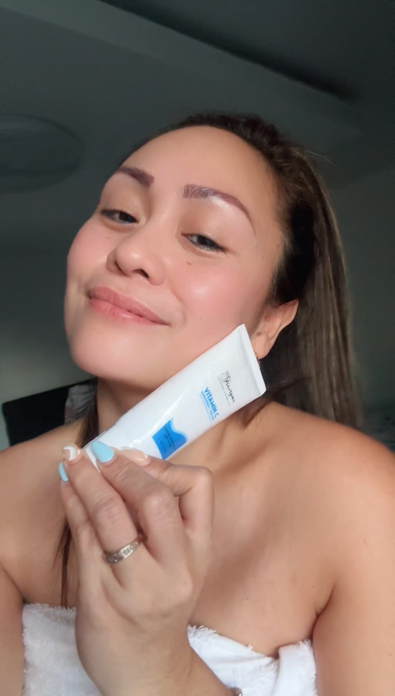 Shangme allin1 Sunscreen Moisturizer Collagen Peptide and Vitamin C